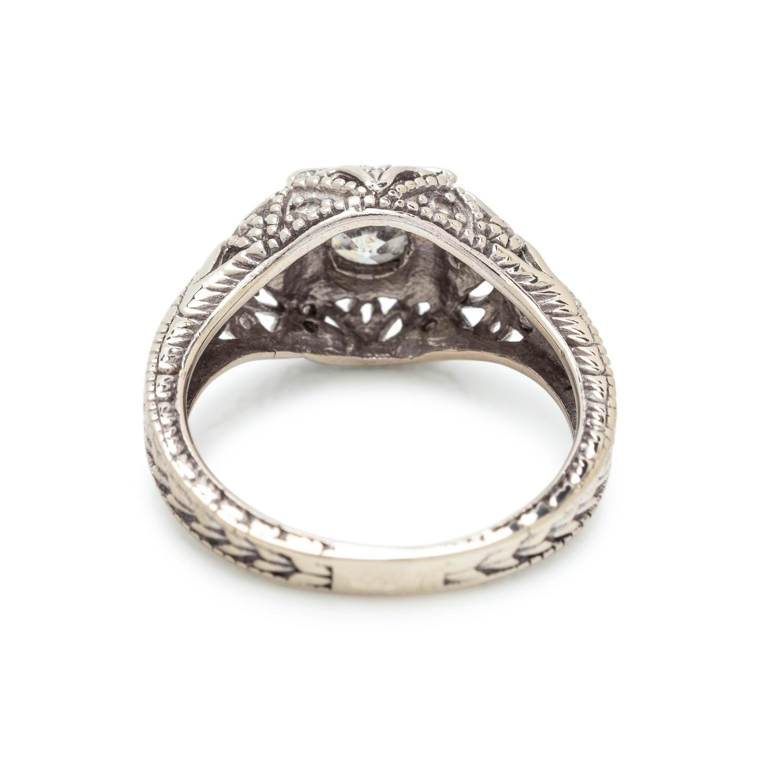 DIAMOND RING
