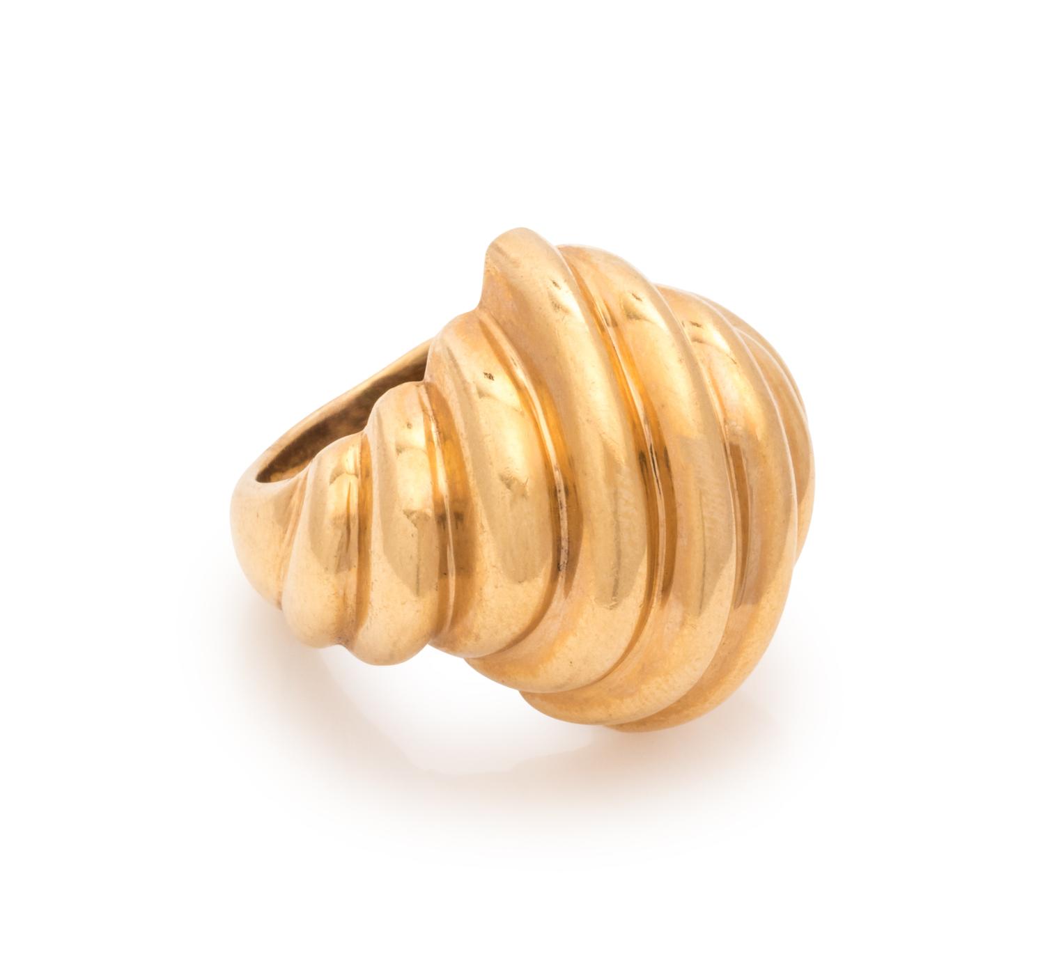 YELLOW GOLD RING
