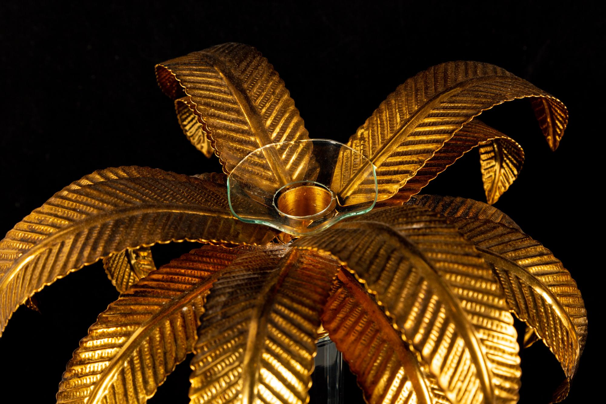 A Pair of William Yeoward Glass and Gilt Metal Palm Tree Candlesticks — 20TH CENTURY