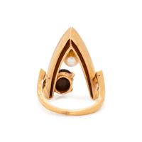 STAR SAPPHIRE AND CULTURED PEARL RING