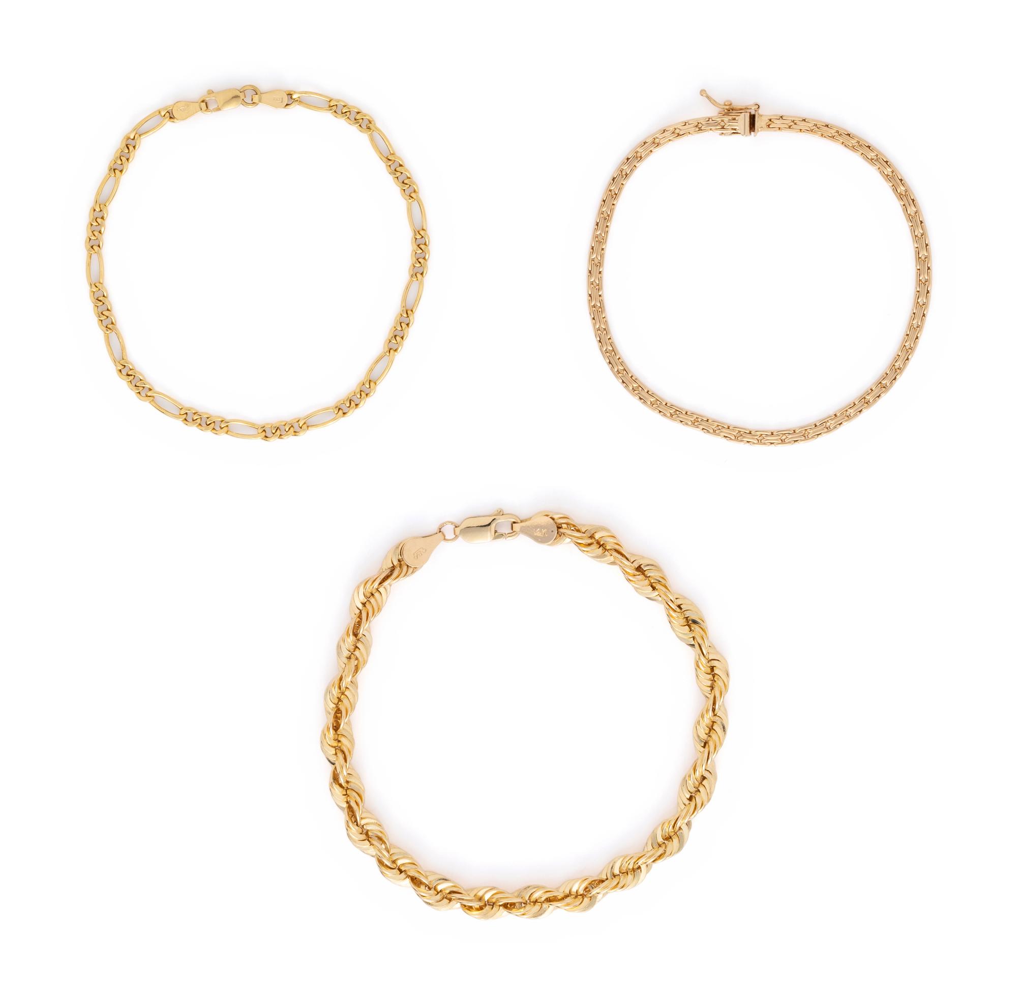 COLLECTION OF YELLOW GOLD BRACELETS