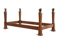 An Italian Neoclassical Painted and Parcel Gilt Mahogany Daybed