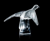 A Lallique Dove Width 12 1/2 inches.