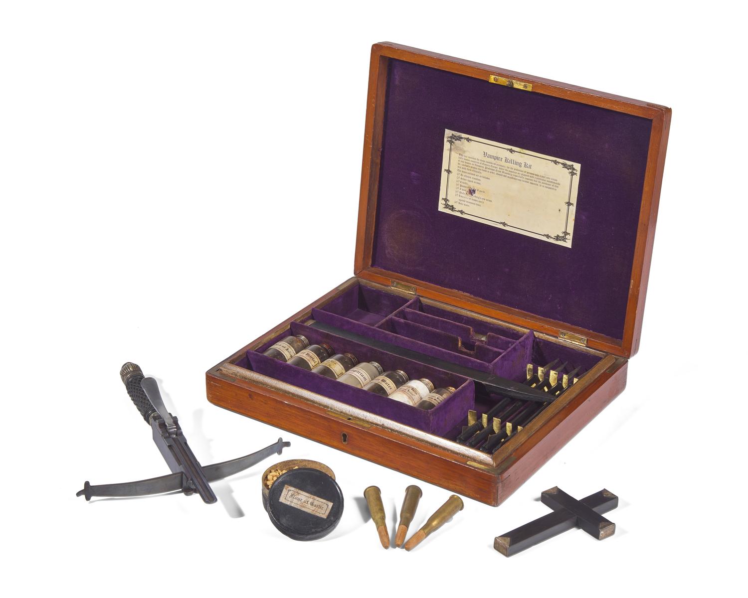 [Curiosa] Vampire Killing Kit