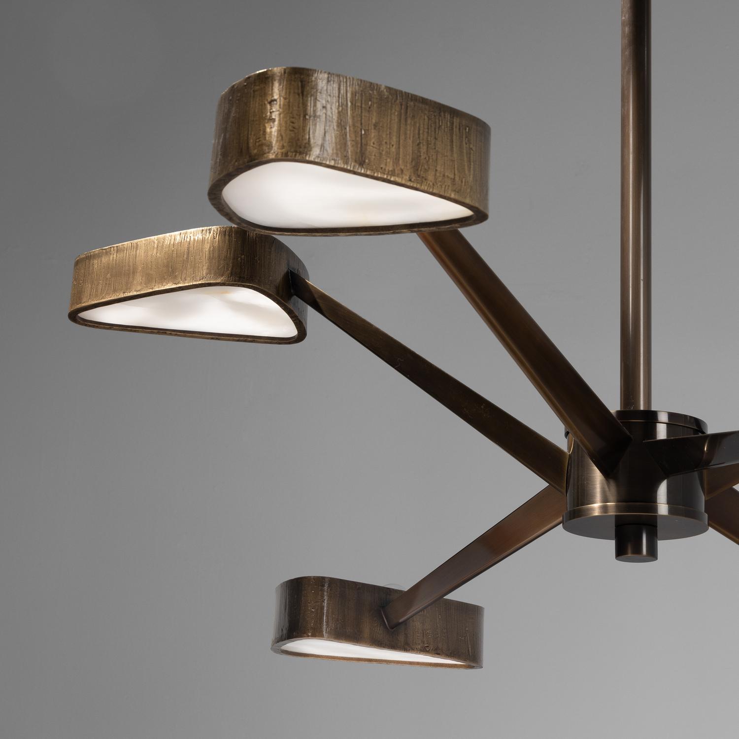 Spider six-light chandelier