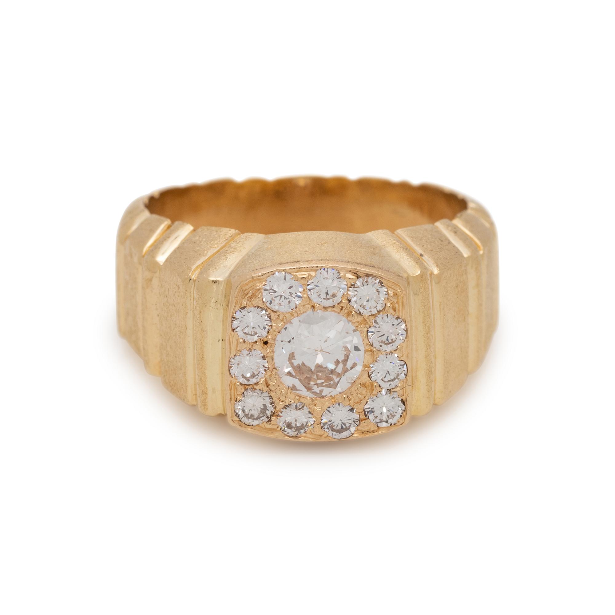 YELLOW GOLD AND DIAMOND RING