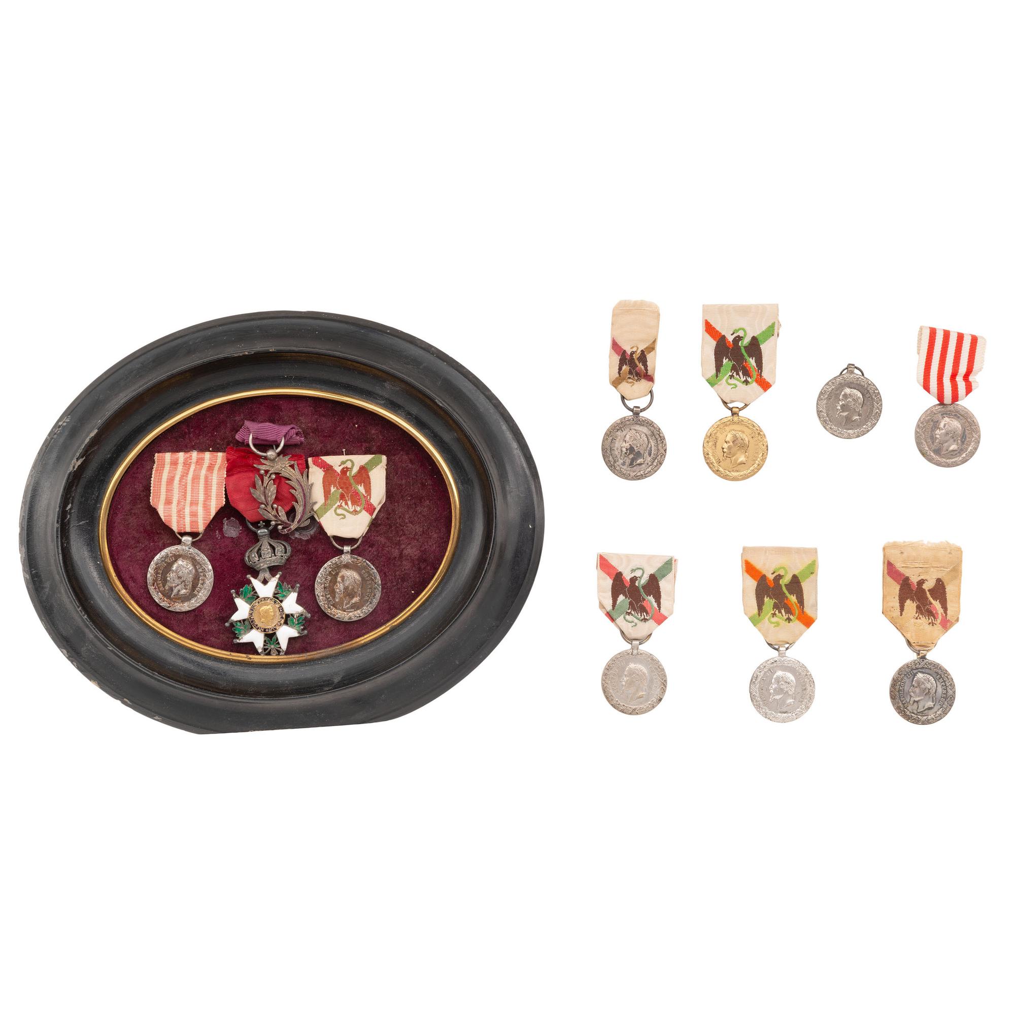 [Militaria] 11 medals related to the 19th century French invasion of Mexico.