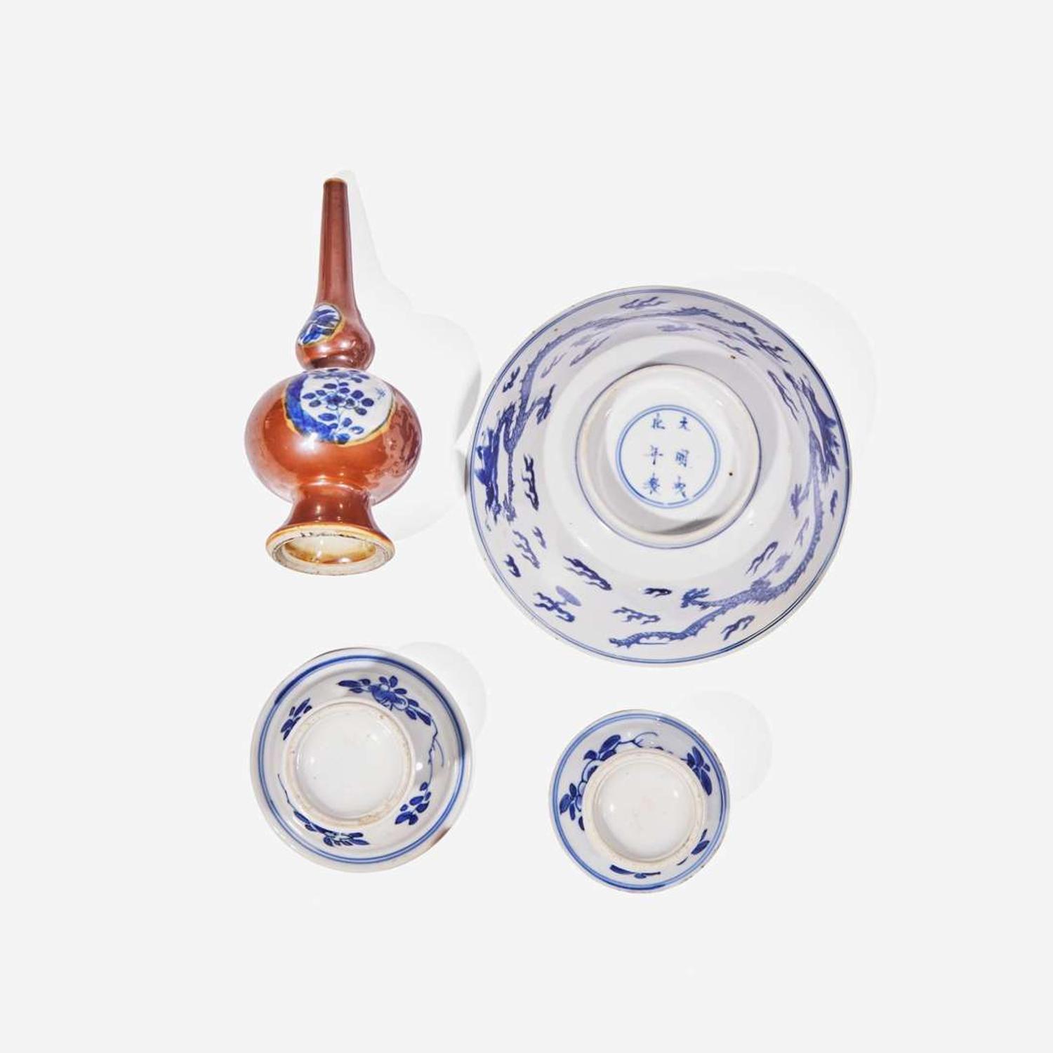 A group of four Chinese porcelain items 瓷器一組四件 Kangxi period ? ??