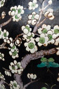 Two Chinese Export Porcelain Jardinières