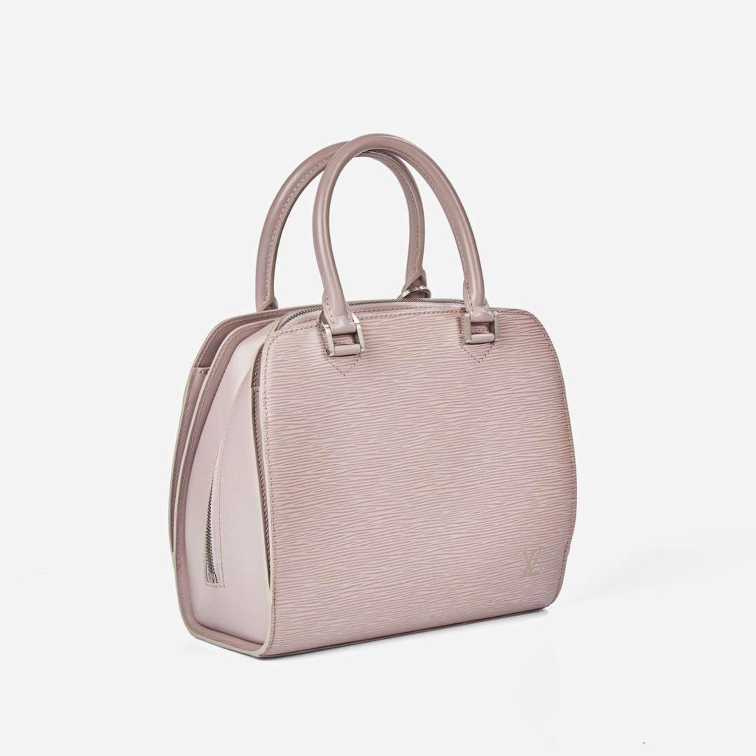 Louis Vuitton Lilac Epi Leather Pont-Neuf Louis Vuitton