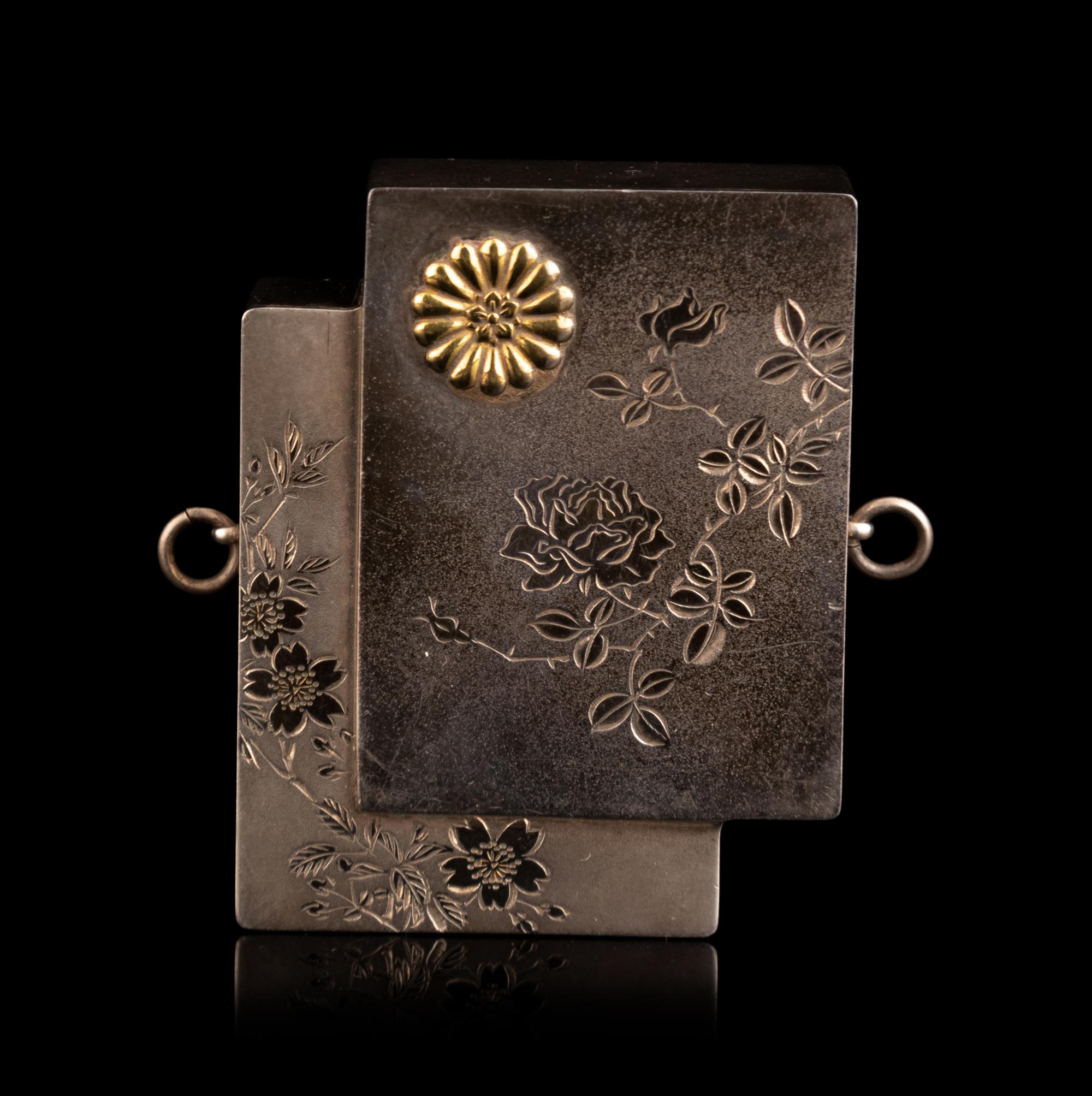 A Japanese Double Box-Form Bonbonnière