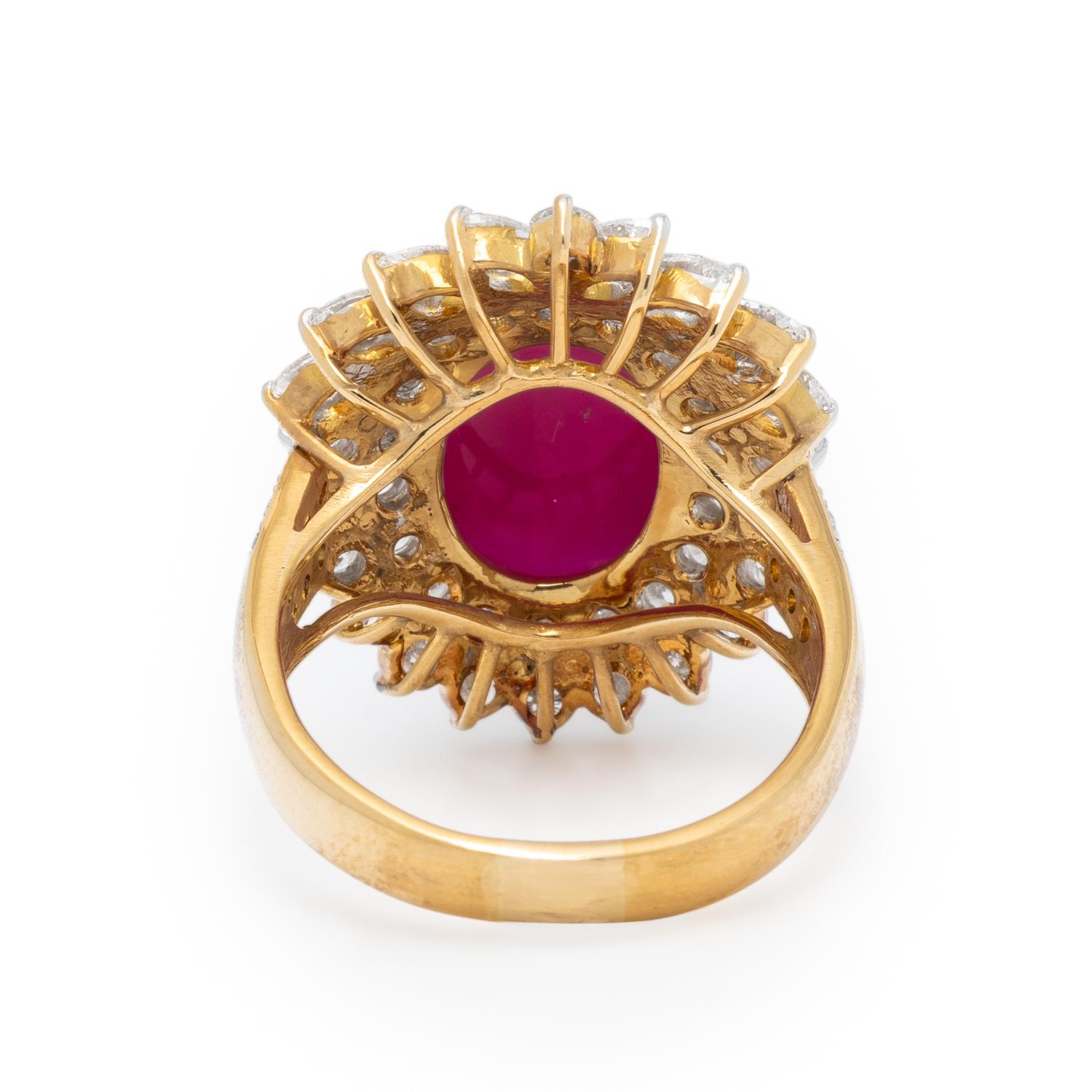CABOCHON RUBY, DIAMOND, AND BICOLOR GOLD RING