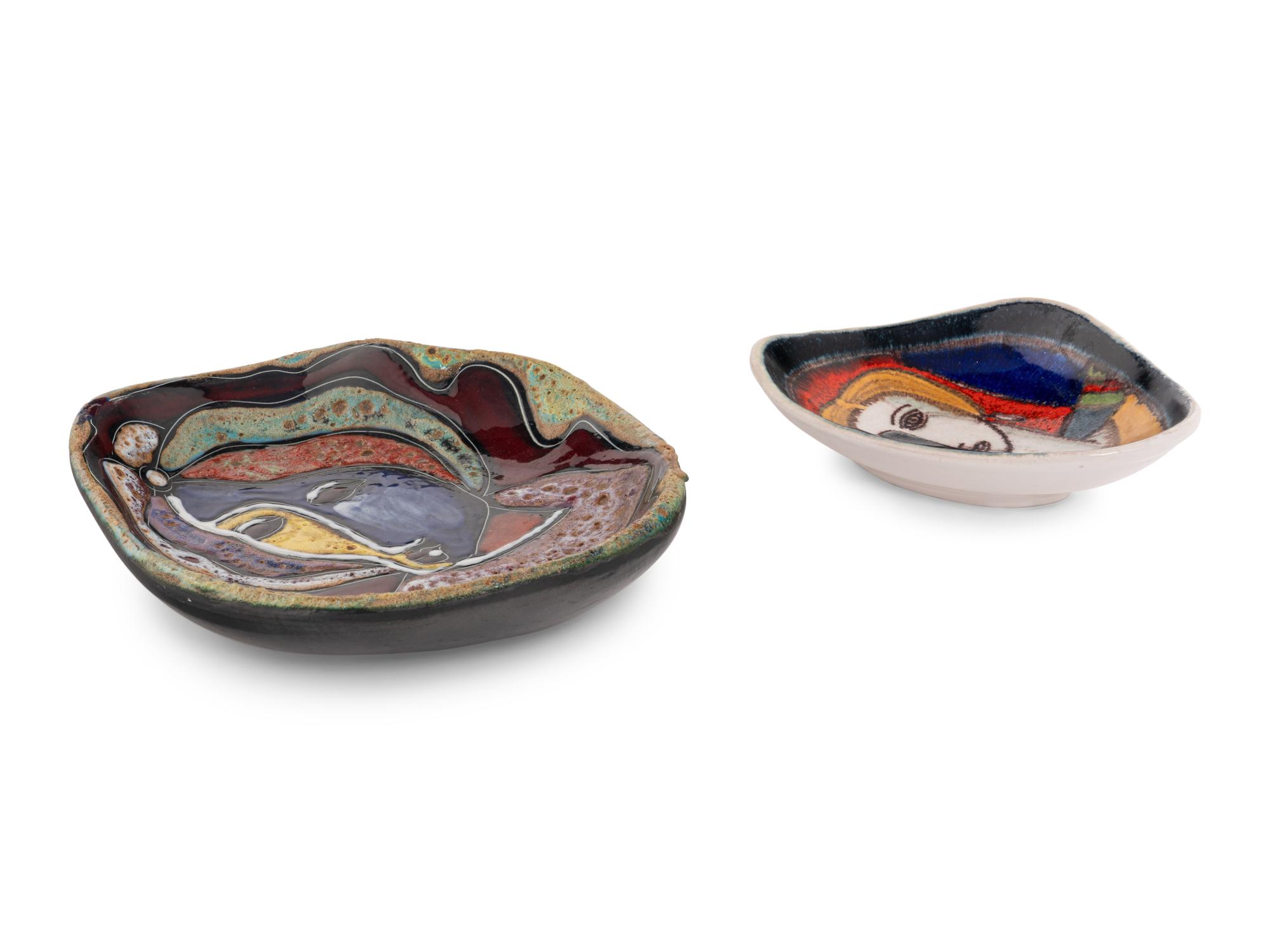 Wall Plaque and Shallow Bowl/Ashtray Raymor, Italy