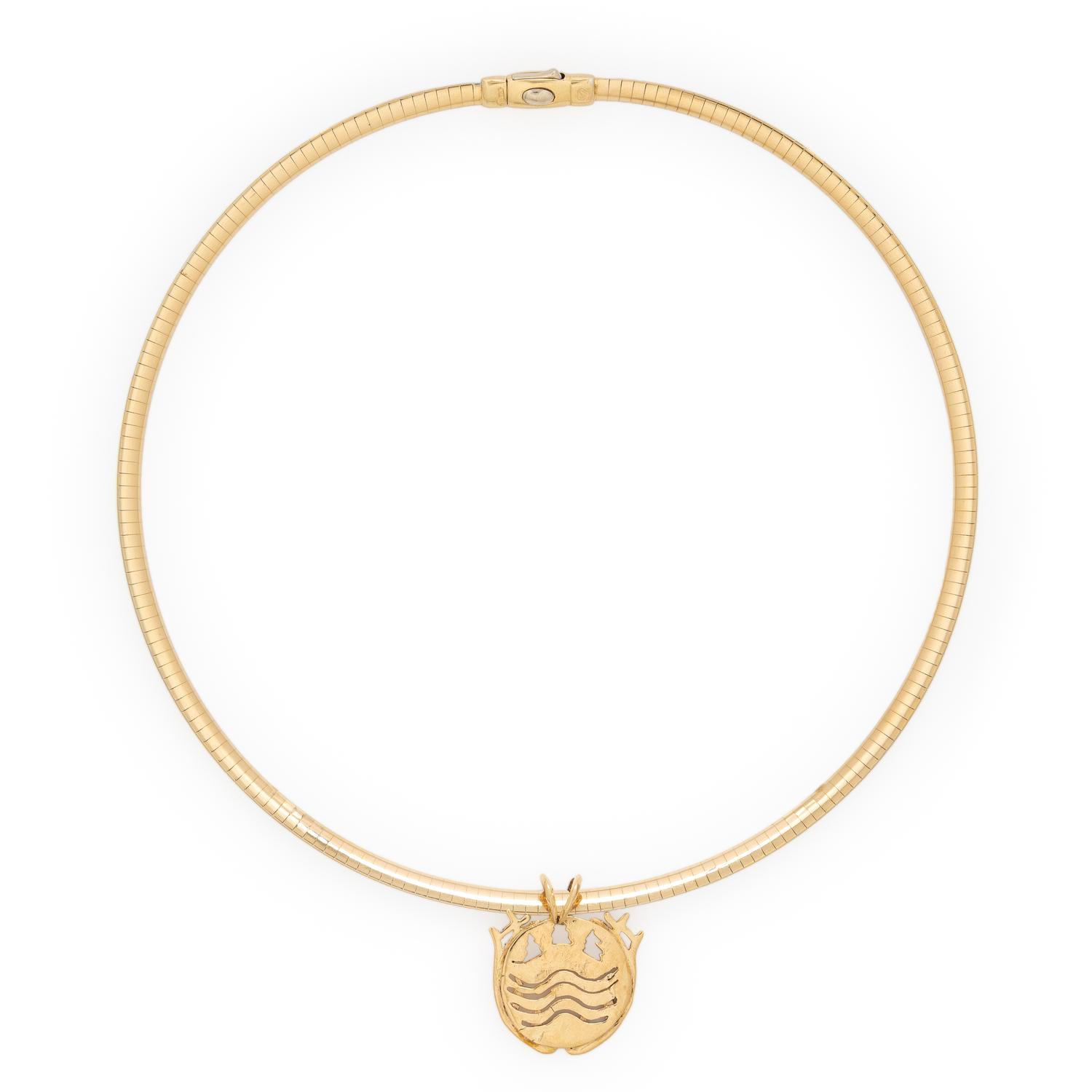 Yellow Gold Pendant and Bicolor Gold Omega Chain