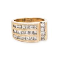 YELLOW GOLD AND DIAMOND RING