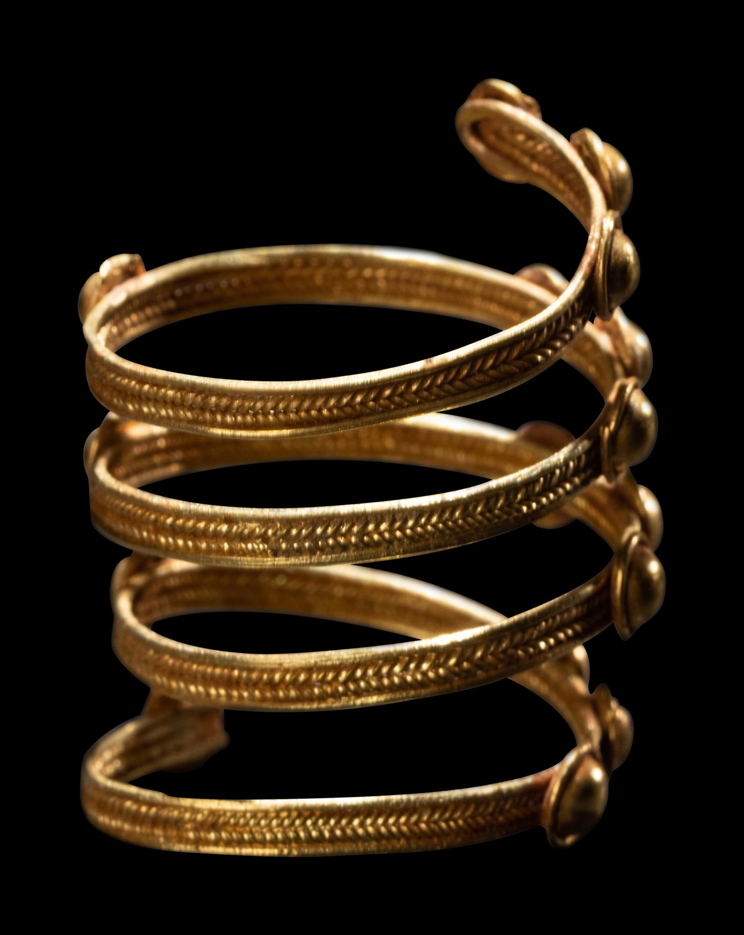 A Byzantine Gold Finger Ring