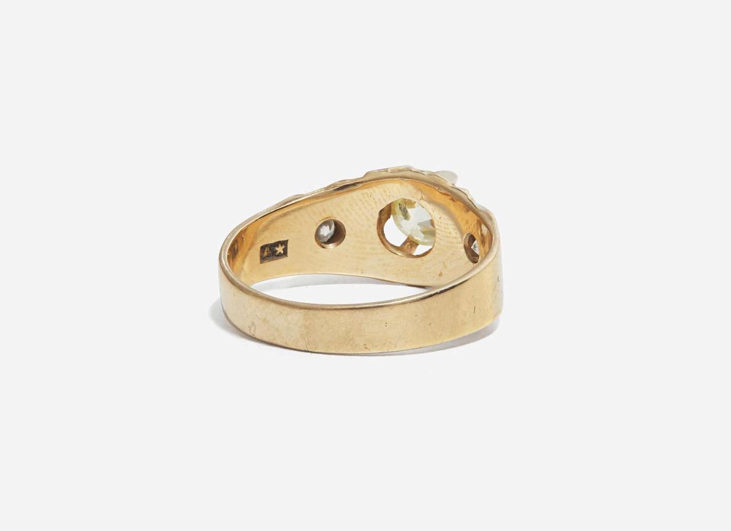 A Ladies 14K Yellow Gold and Diamond Ring