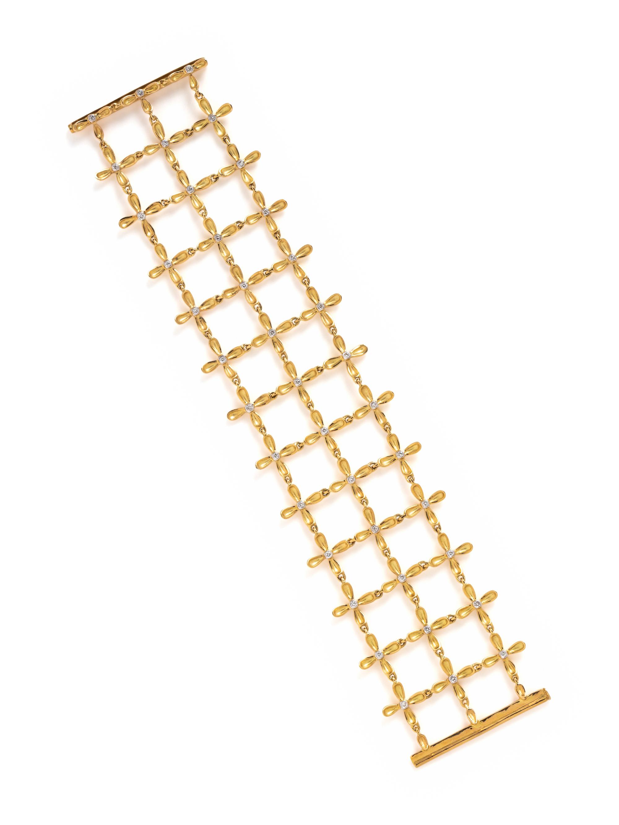 JANET MAVEC, YELLOW GOLD AND DIAMOND 'FLORETTE' BRACELET