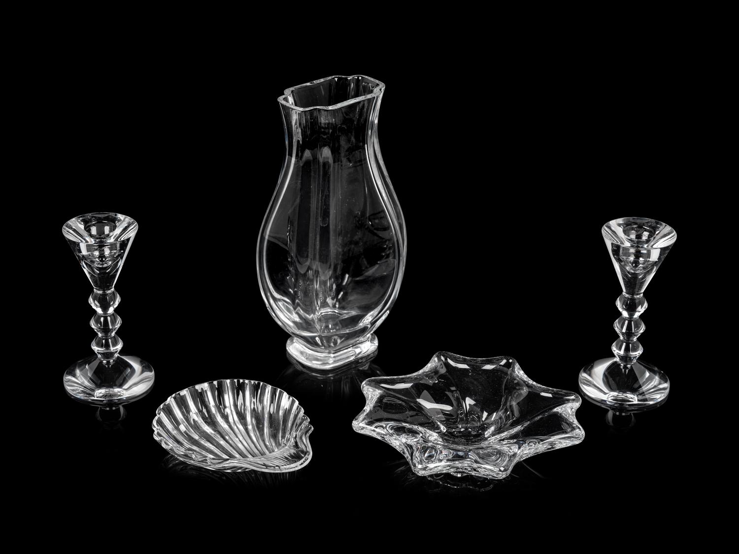 A Group of Baccarat Table Articles
