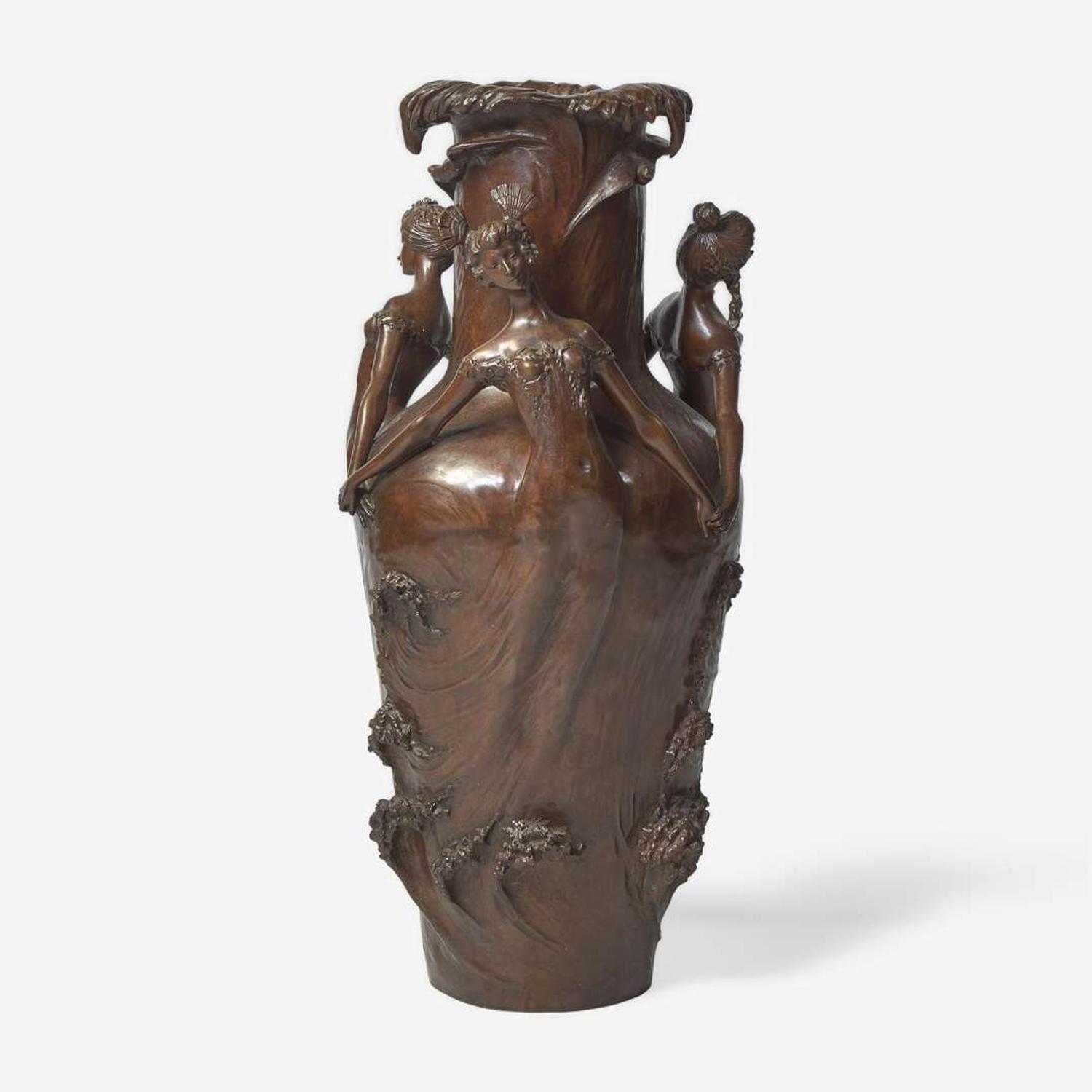 After Louis Chalon (French, 1866-1940) An Art Nouveau Patinated Bronze "Sea Sprites" Vase, Paris, France, 20th century