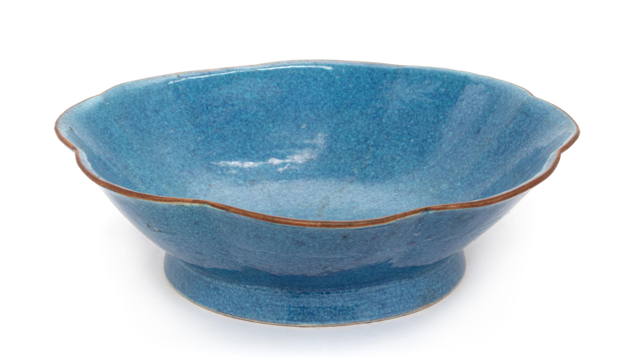A Robin's Egg Glazed Porcelain Footed Bowl Diameter 8 1/2 inches. — 18TH/19TH CENTURY