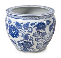 A Group of Four Chinese Export Porcelain Jardinières