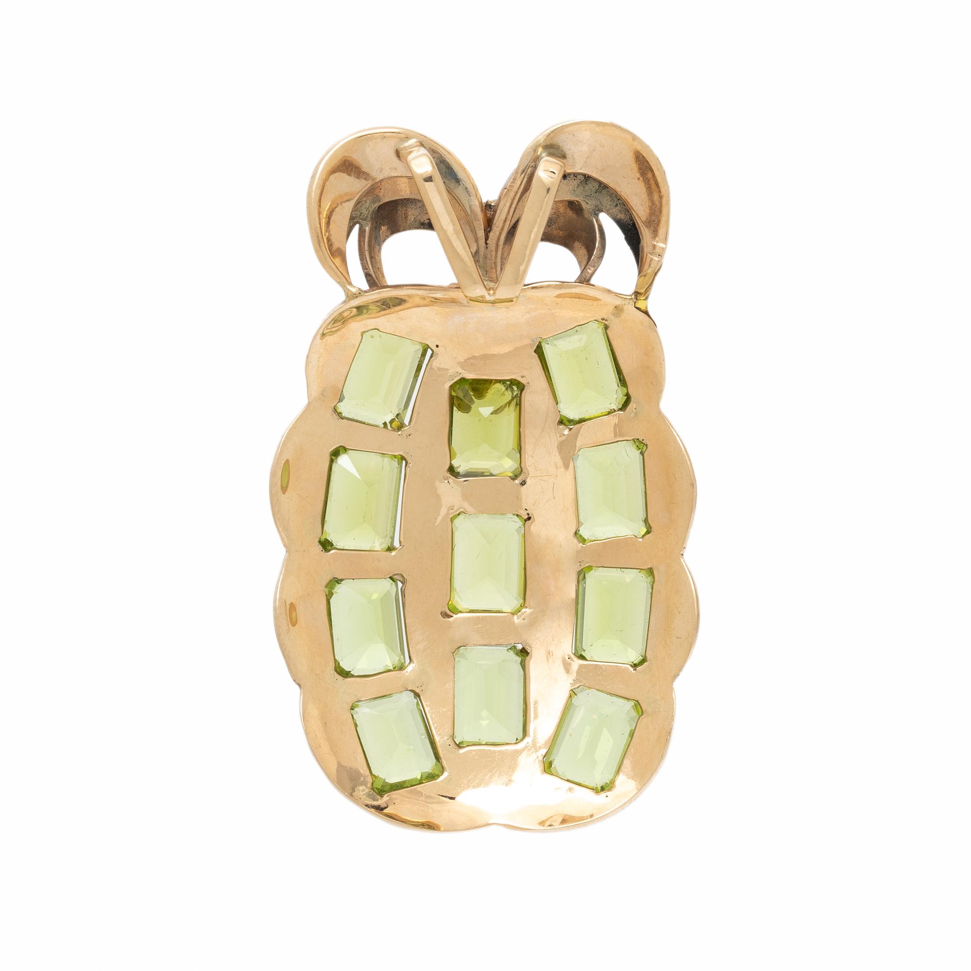PERIDOT AND ROSE GOLD PENDANT