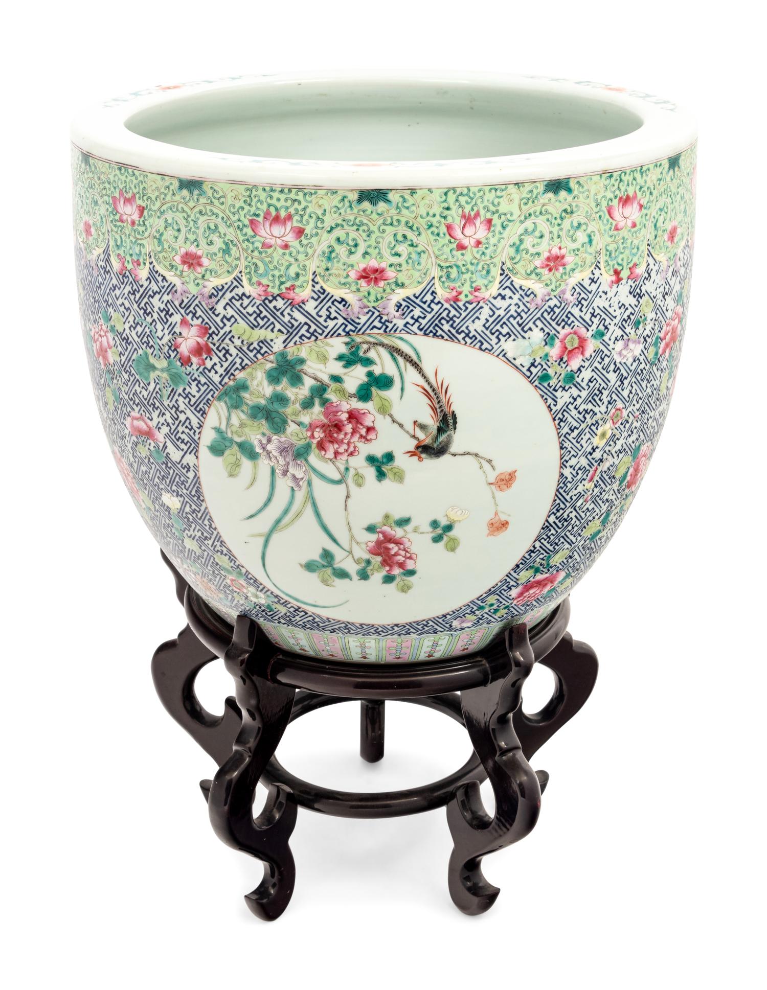 A Chinese Famille Rose Porcelain Scroll Pot