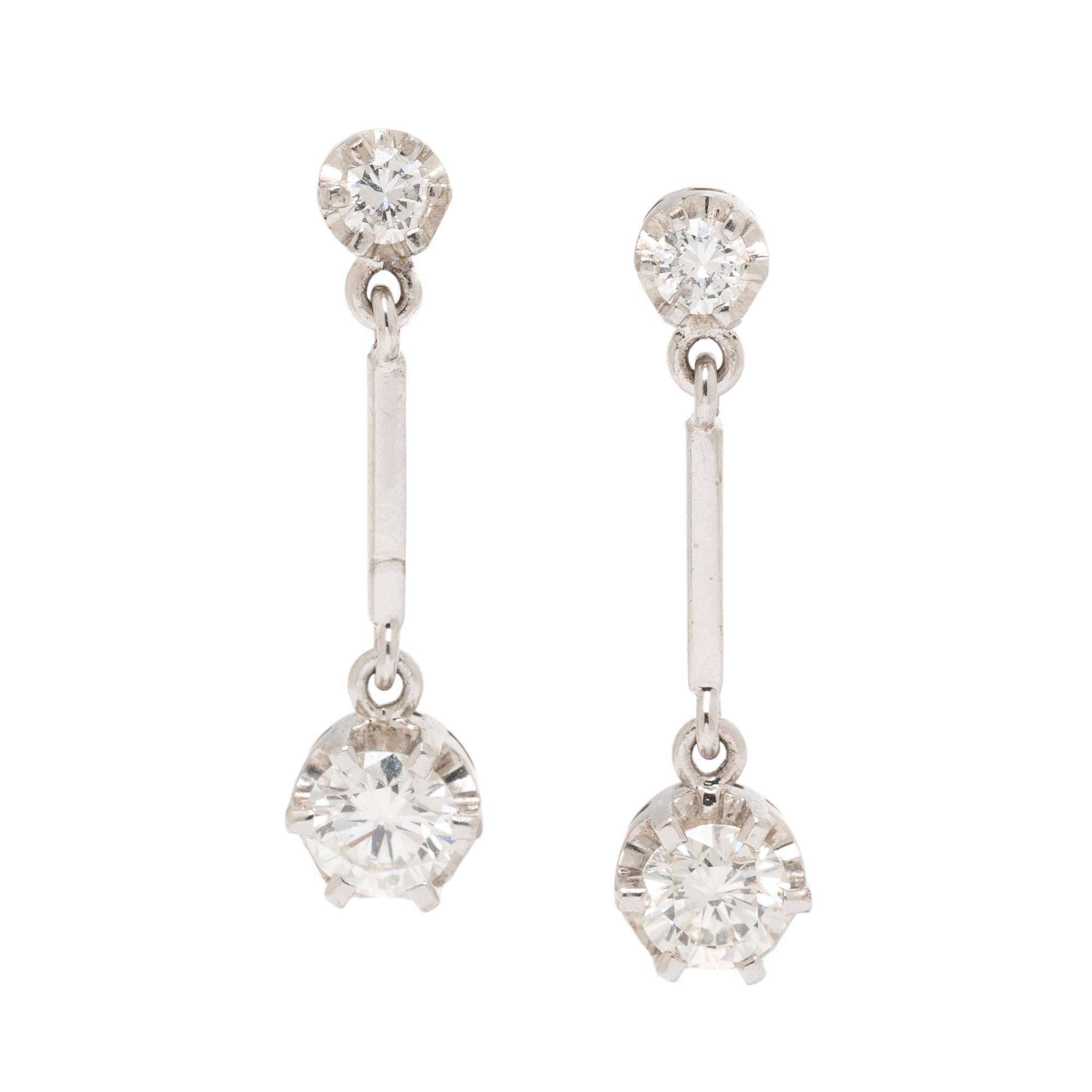 DIAMOND AND WHITE GOLD DROP EARRINGS