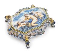 An Italian Maiolica Stand