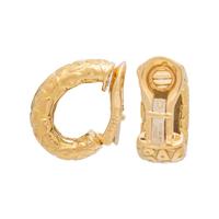 CHAUMET, YELLOW GOLD HALF HOOP EARCLIPS