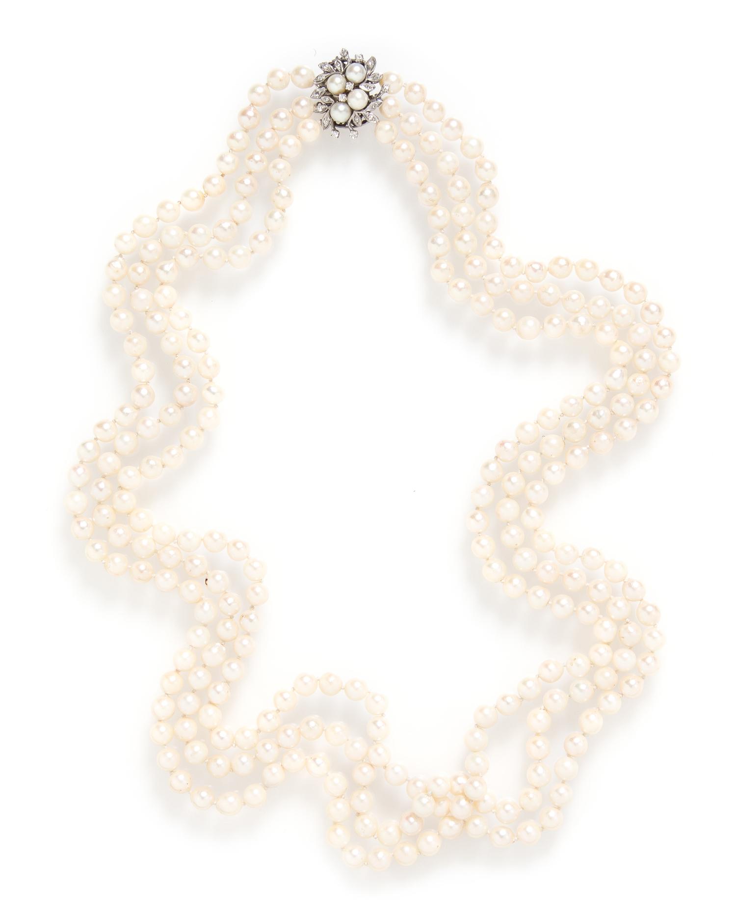 A White Gold, Diamond and Cultured Pearl Necklace, 123.90 dwts.