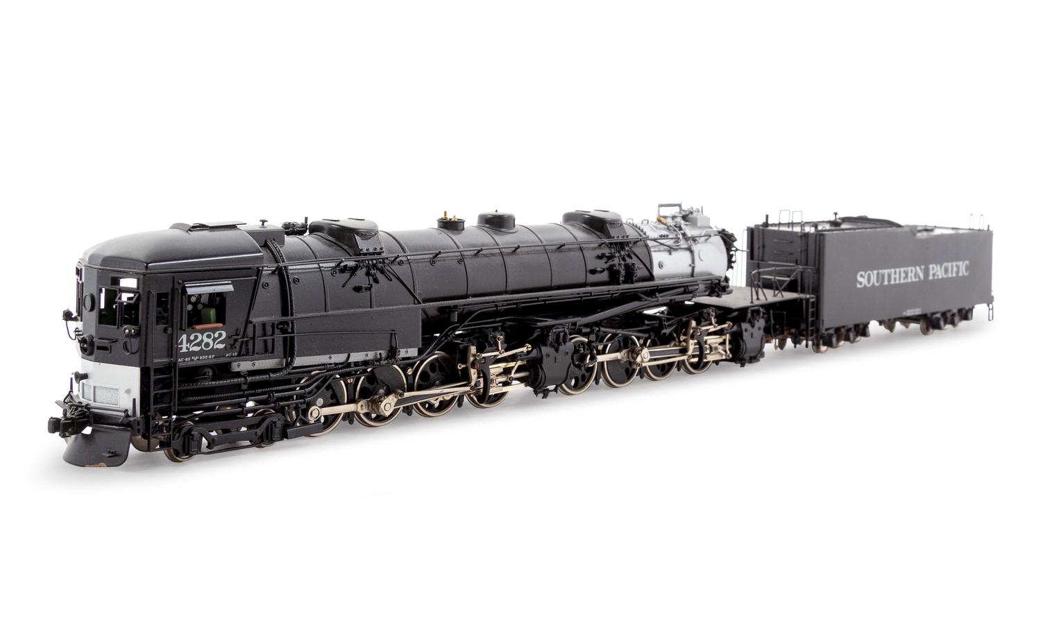A Tenshodo Polychrome HO-Gauge Southern Pacific 2-8-8-4 Locomotive and Tender