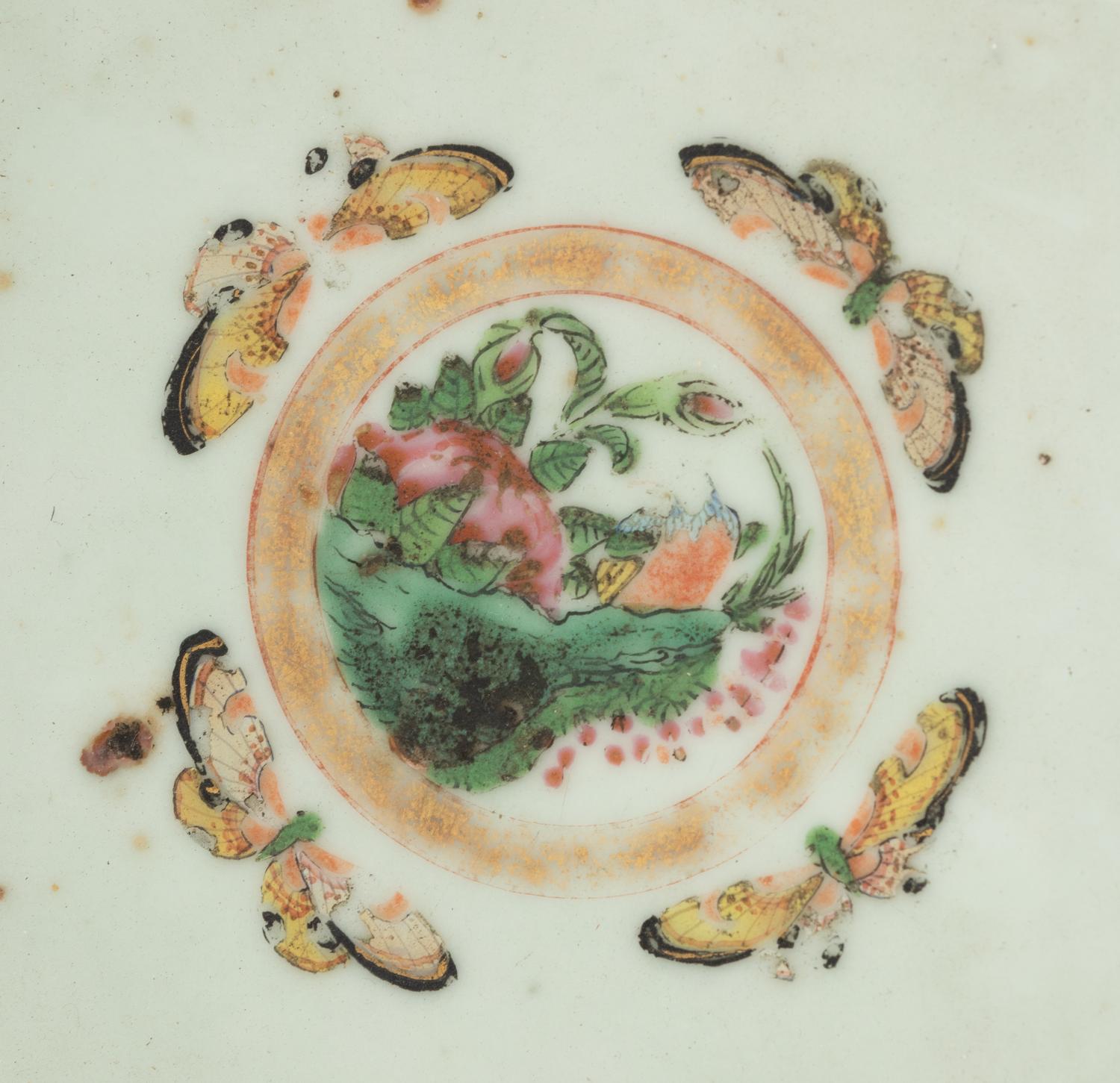 A Rose Medallion Porcelain Center Bowl