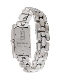 HARRY WINSTON, 18K WHITE GOLD AND DIAMOND 'AVENUE CLASSIC' WRISTWATCH