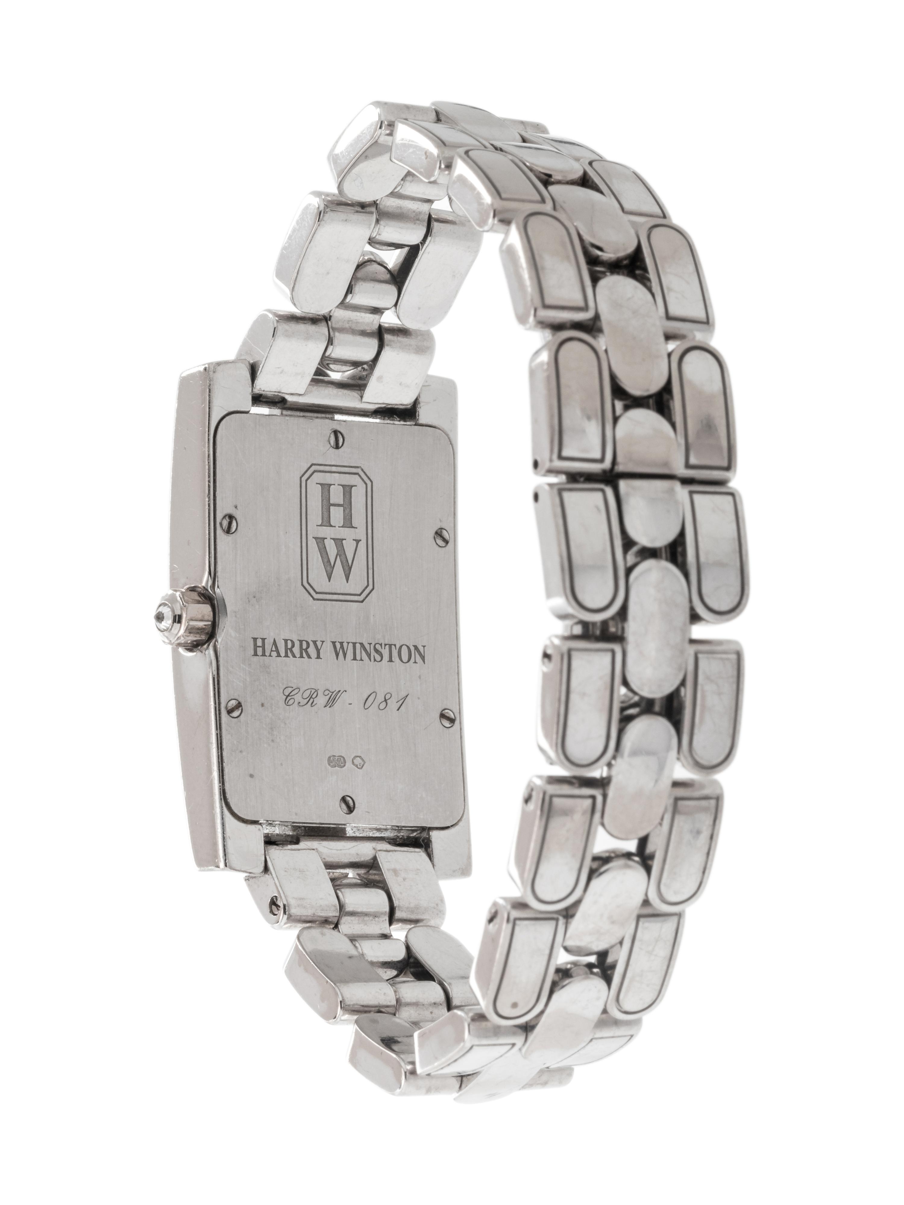 HARRY WINSTON, 18K WHITE GOLD AND DIAMOND 'AVENUE CLASSIC' WRISTWATCH