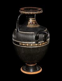 An Apulian Gnathian-Ware Ribbed Hydria
