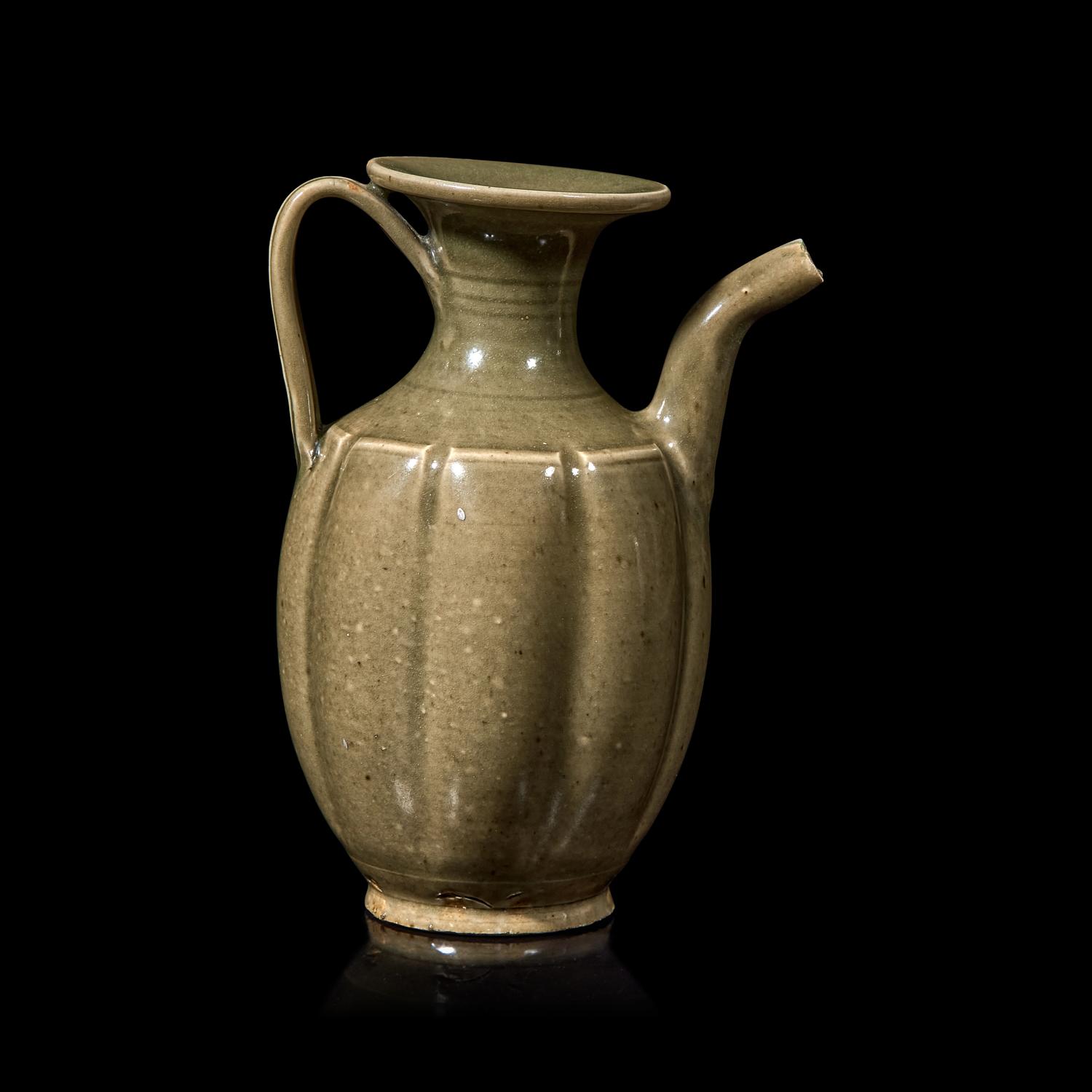 A Chinese Celadon Glazed Ewer, Probably Song Dynasty 或為宋 青釉執壺
