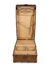 LOUIS VUITTON, ANTIQUE WARDROBE TRUNK