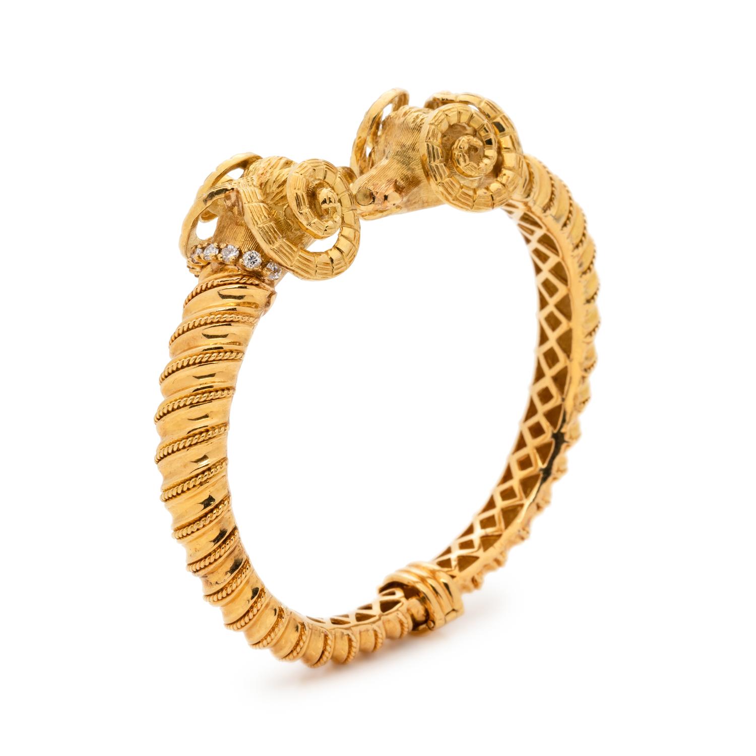 YELLOW GOLD AND DIAMOND BANGLE BRACELET