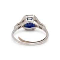 SAPPHIRE AND DIAMOND RING