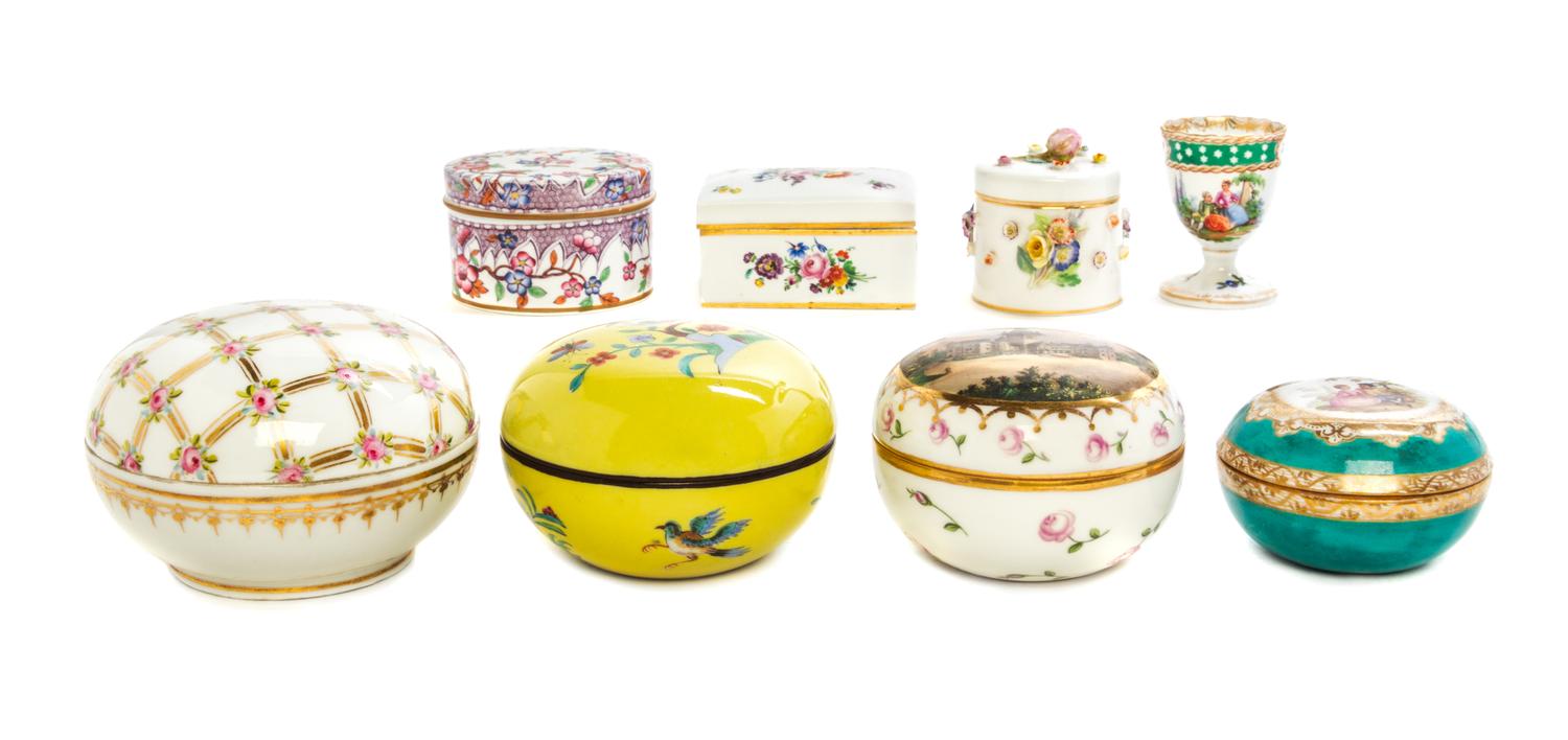 A Collection of Twenty-Eight Porcelain Boxes Diameter of first 3 1/2 inches.
