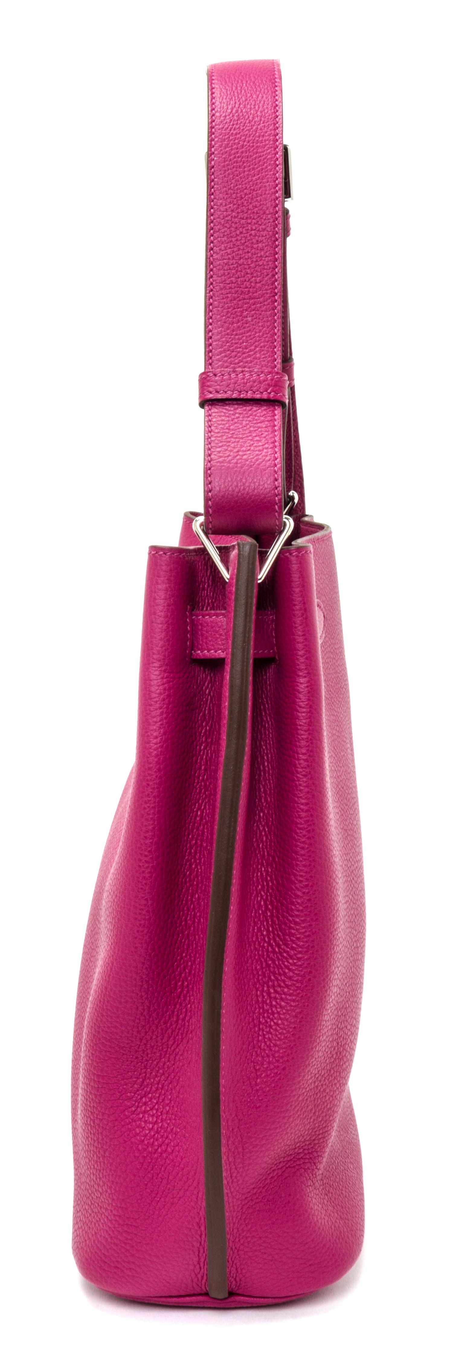 An Hermes Rubis Togo 22cm So-Kelly Handbag, 9" x 11" x 4.5".