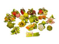 A Collection of Sixteen Eva Gordon Ceramic Fruits and Vegetables — 20TH CENTURY