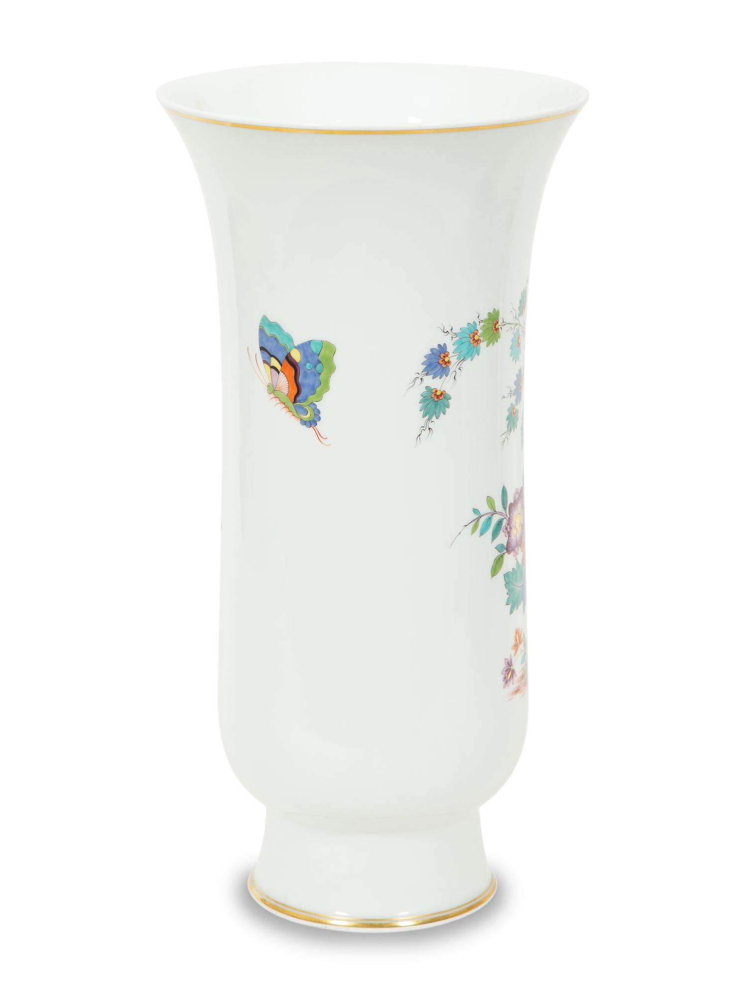 A Large Meissen Porcelain Vase