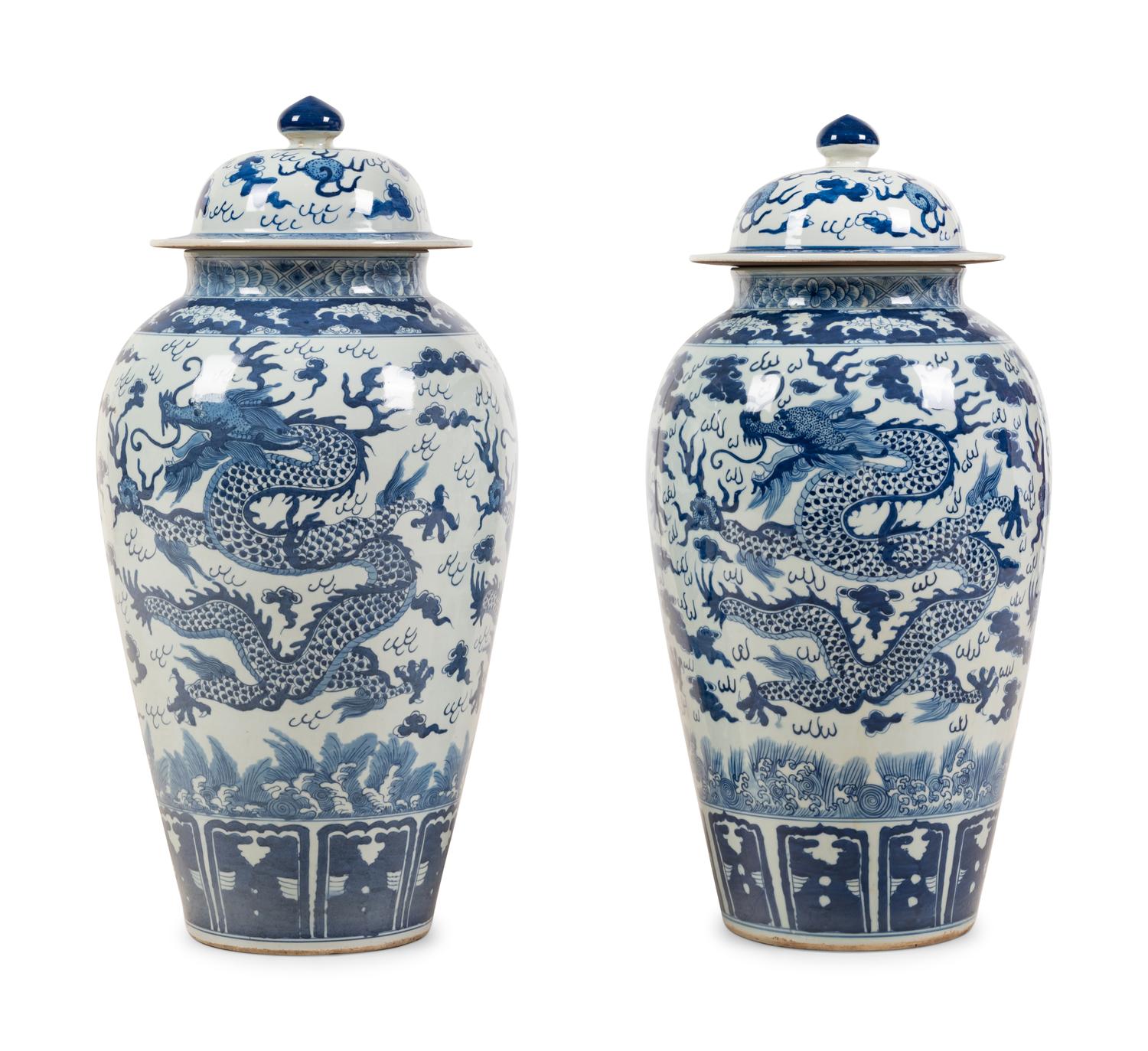 A Pair of Chinese Export Blue and White Porcelain Covered Jars
