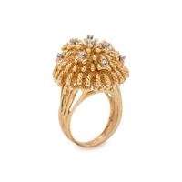 YELLOW GOLD AND DIAMOND RING