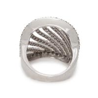 WHITE GOLD AND DIAMOND RING