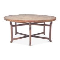 A Large and Unusual Chinese Huamu Parquetry Circular Table — 冰裂紋拼木云蝠紋圓桌