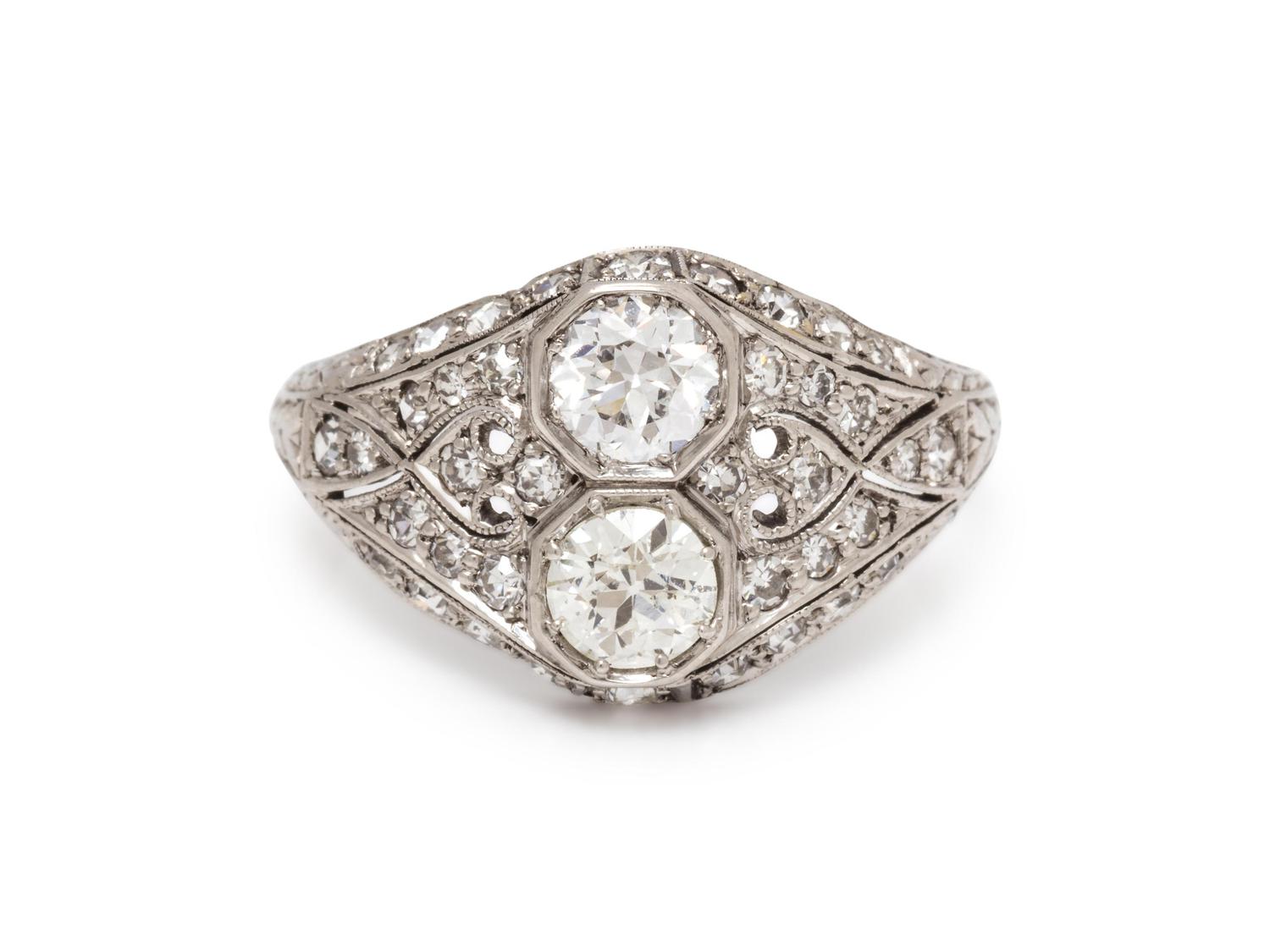 ANTIQUE, DIAMOND RING